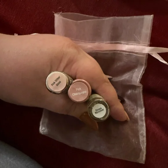 Lipsense Collection - pink champagne, pink glitter gloss, and oops remover NEW - Picture 3 of 4